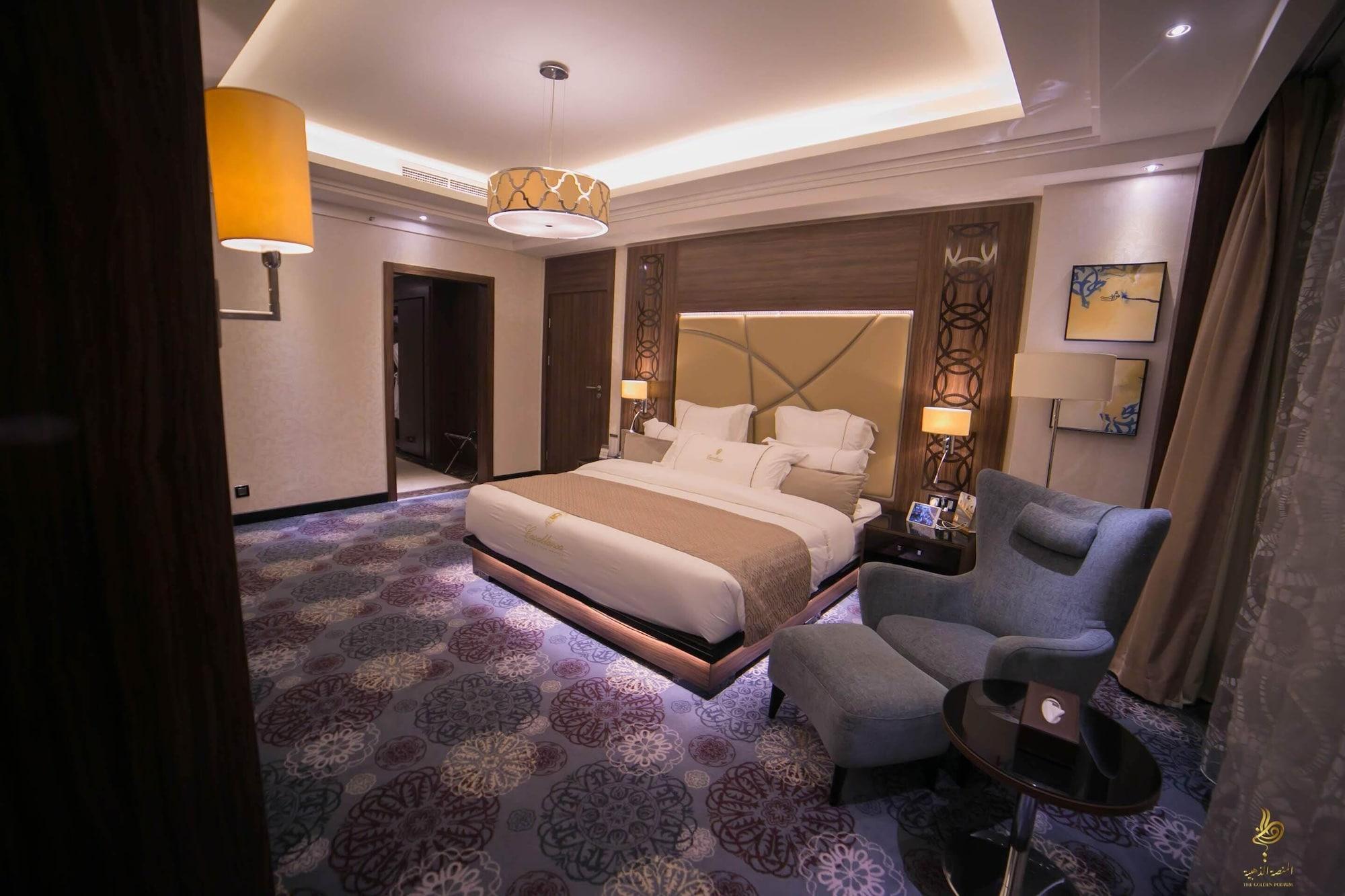 Casablanca Grand Hotel Jeddah Exterior photo A bedroom at the hotel