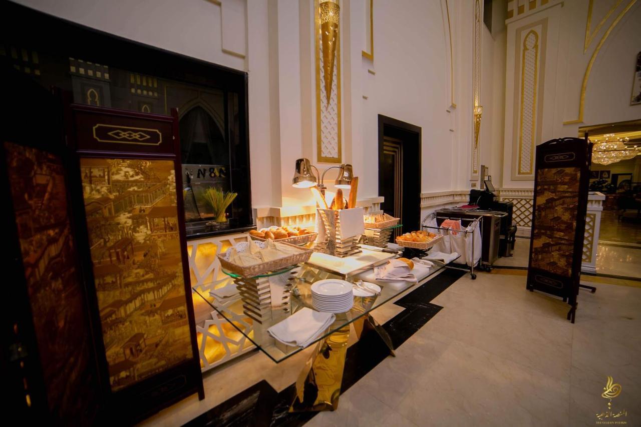 Casablanca Grand Hotel Jeddah Exterior photo A buffet at the Taj Mahal Palace, Mumbai, India