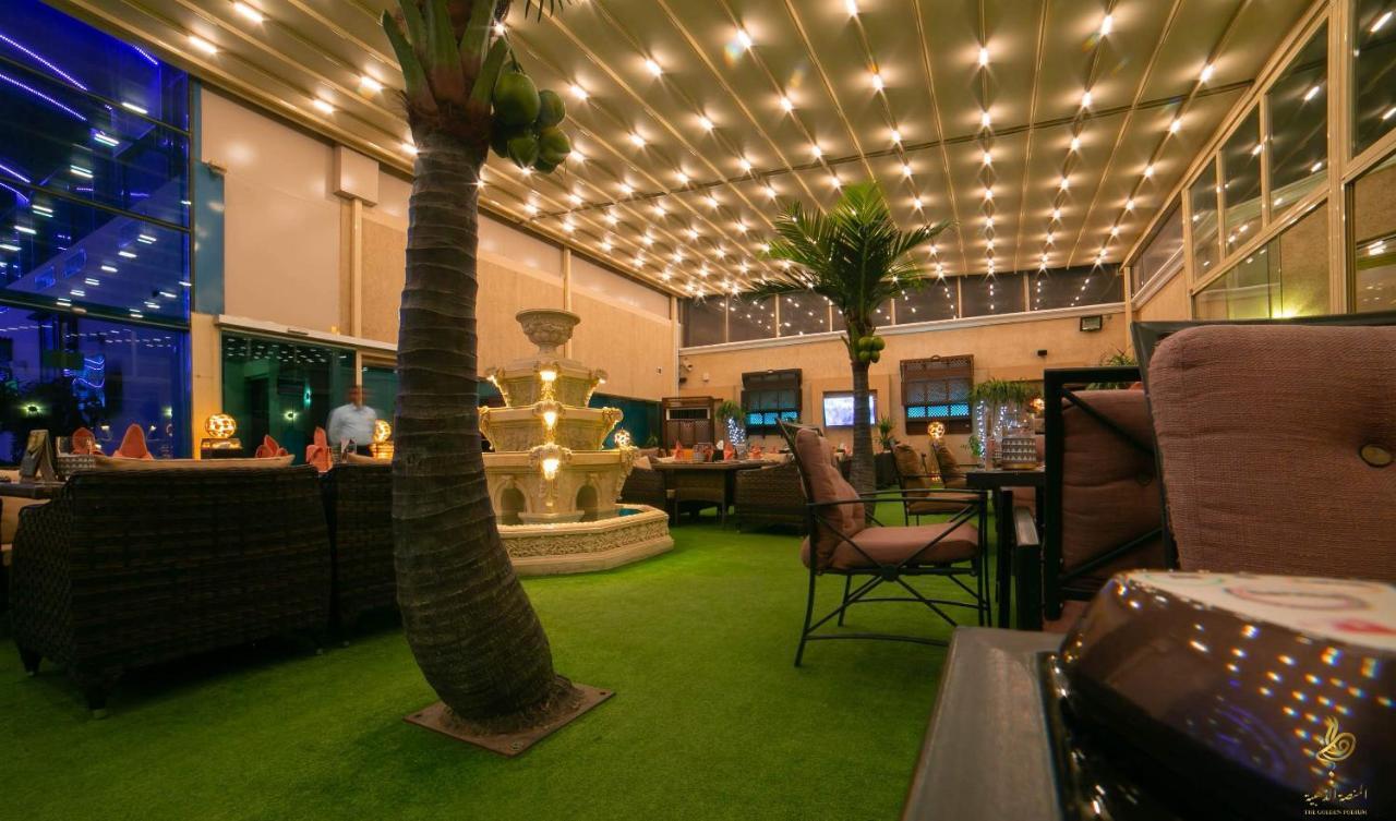 Casablanca Grand Hotel Jeddah Exterior photo The interior of the restaurant
