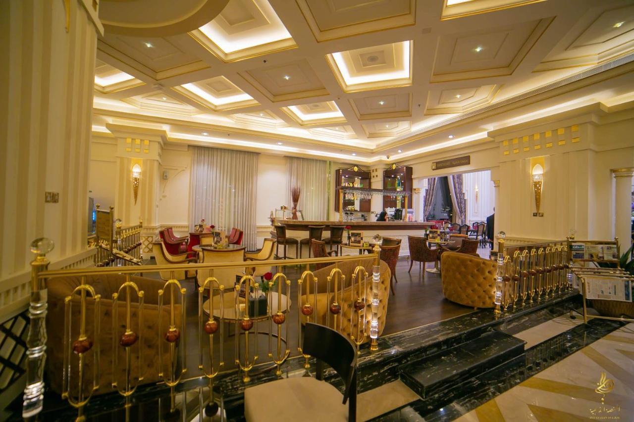 Casablanca Grand Hotel Jeddah Exterior photo The lobby of the hotel